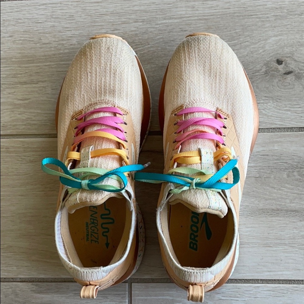 Brooks Women’s Ricochet LE vanilla sprinkle
